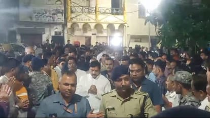 MP CM Mohan Yadav father's Poonamchandra cremated in Ujjain today Hindi News