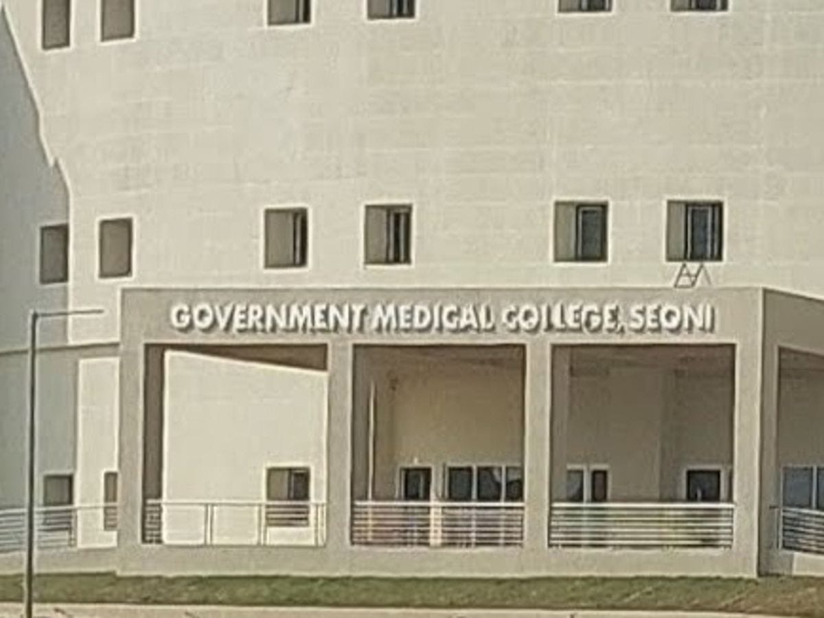Staff of three new medical colleges have not received salary for 4 months, responsible said government process