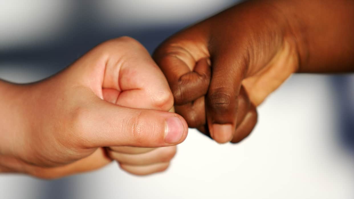 Remedy For Dark Finger Knuckles at home without chemical