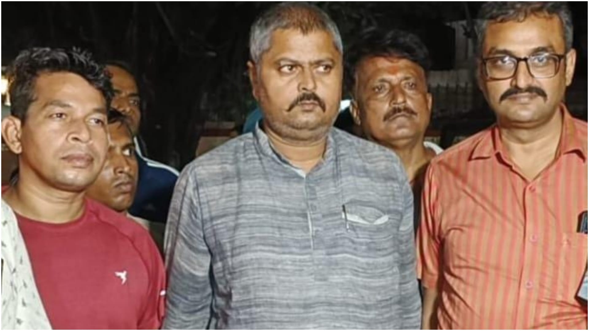 Bihar News : surveillance team arrested bihar police inspector to taking bribe in Muzaffarpur