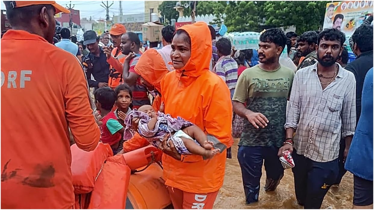 Situation out of control due to flood in Andhra Pradesh Telangana news and update