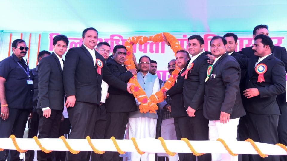 Chief Minister Vishnudev Sai attended the swearing-in ceremony of the District Advocates Association in Bilasp