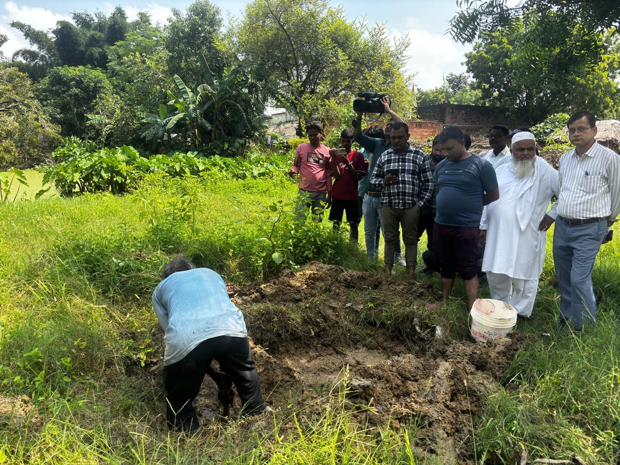 Balrampur: On the request of the mother, the child's body was taken out of the grave after 13 months, the moth