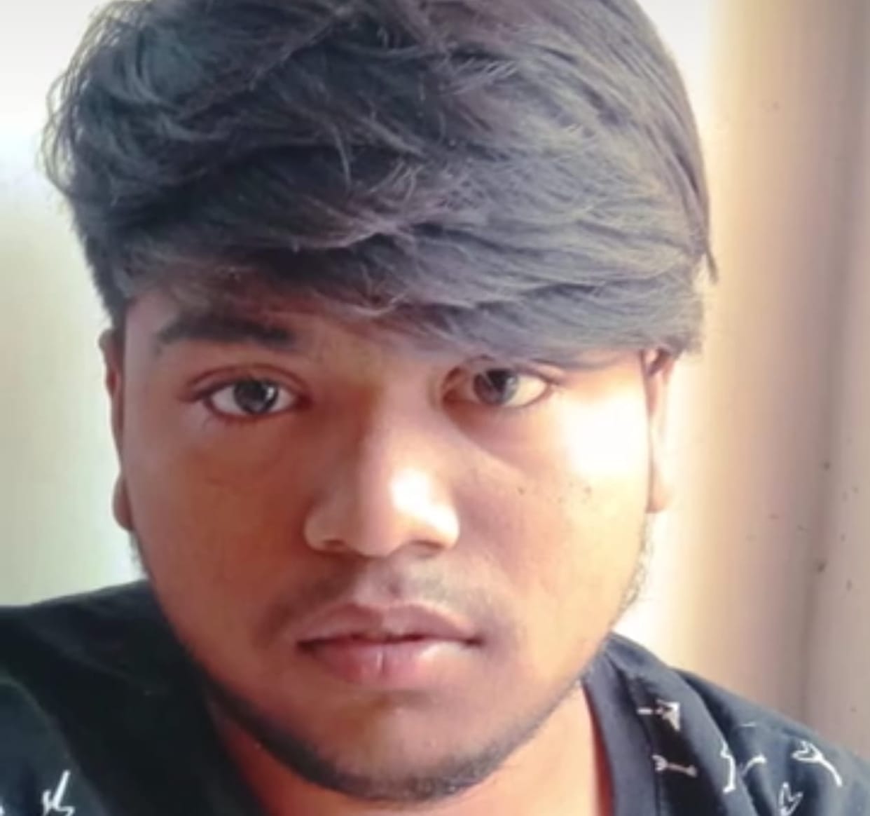 Indore: Young man gives up his life, writes in suicide note - I am a boy, who will listen to me, that is why I