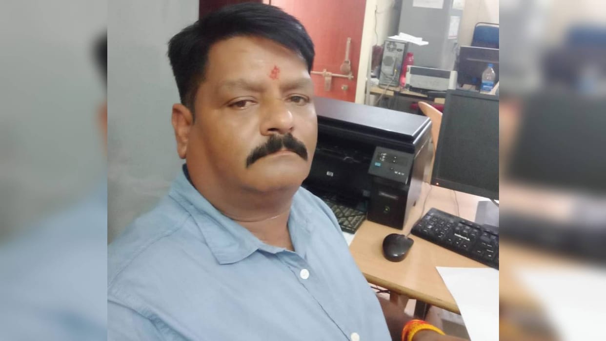 Gwalior Hit And Run Case speeding car dragged father and son riding scooter one dead other critical condition