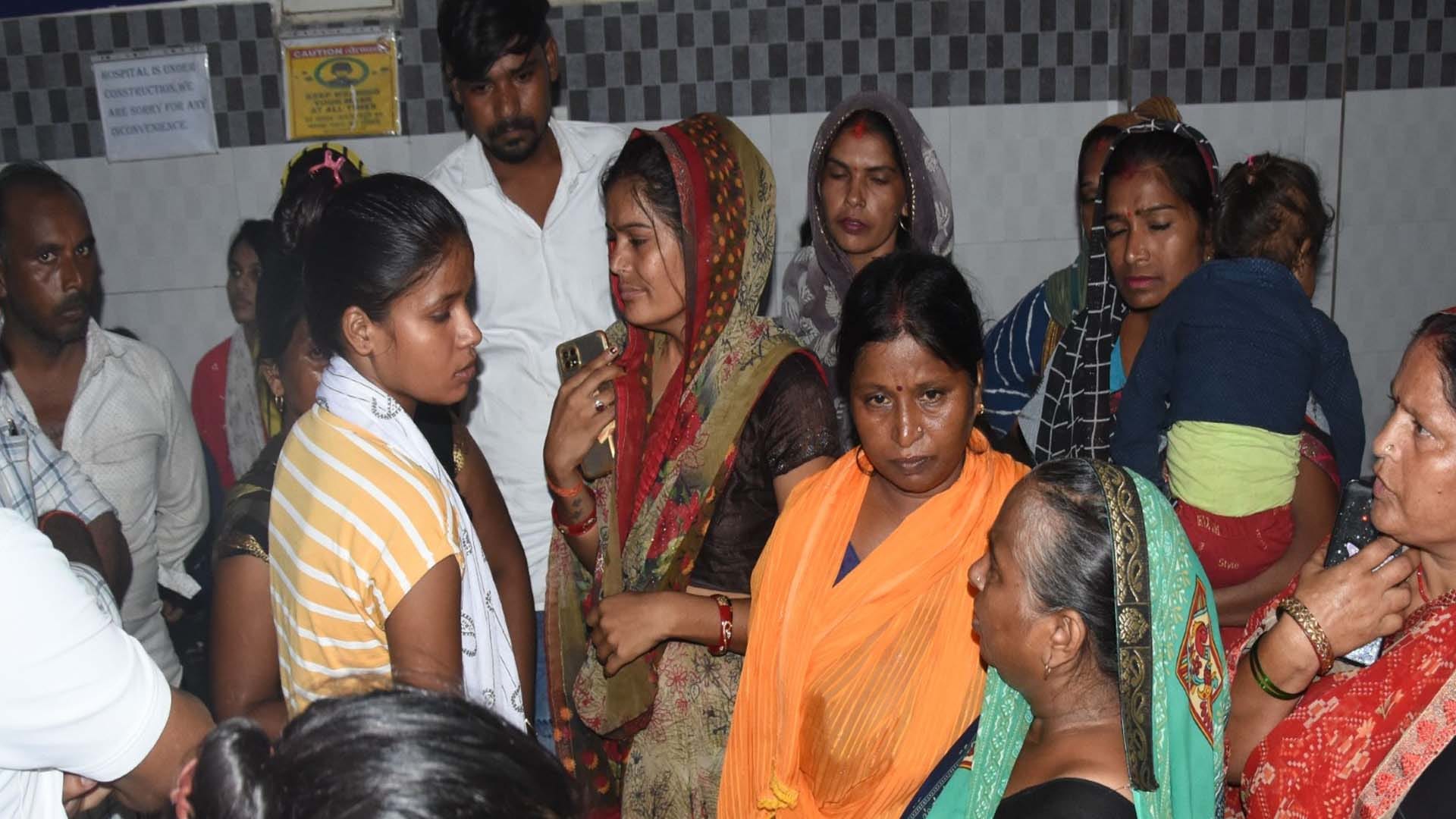 Kanpur: Dirty water filled in the lungs of innocent children who fell in the drain along with the van