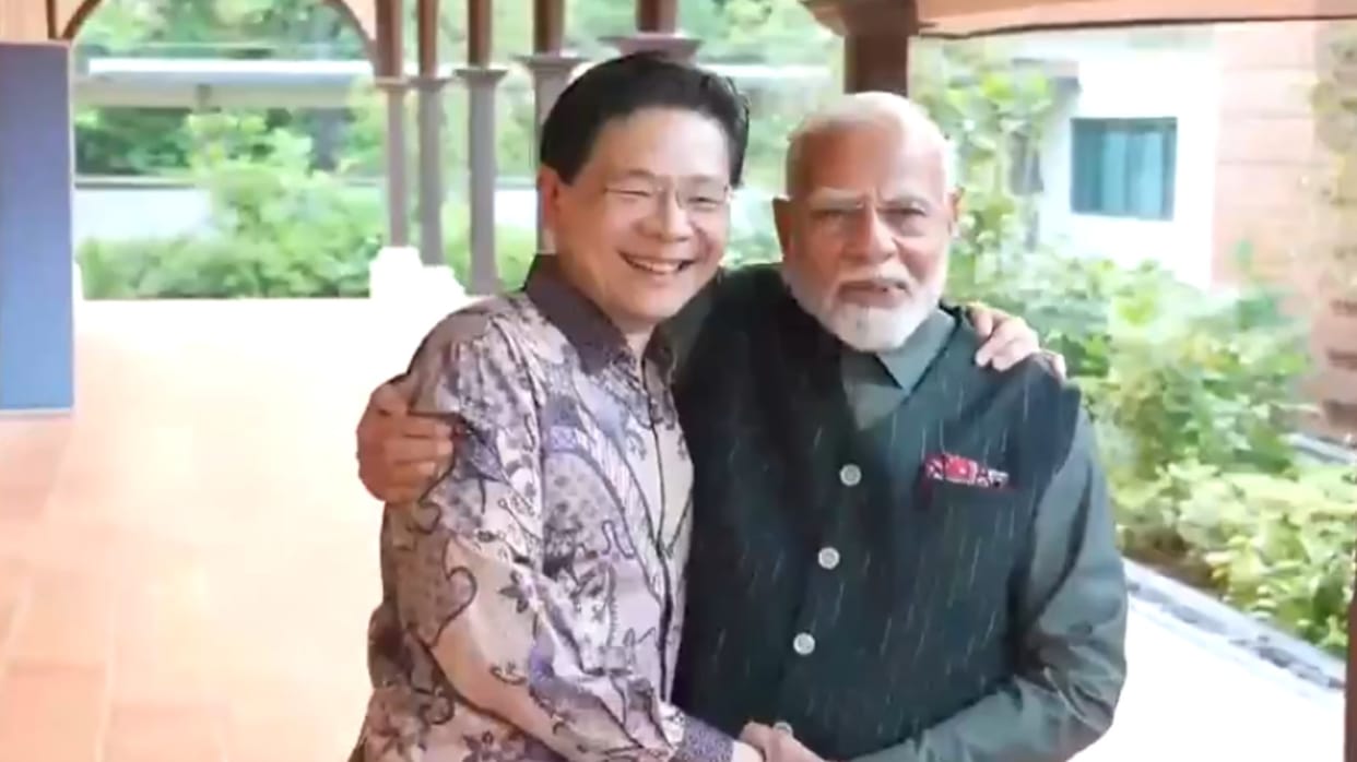 PM Modi Brunei Singapore Visit Live Updates Lunch at Sultan Lavish Palace To Iconic Mosque Meet Families