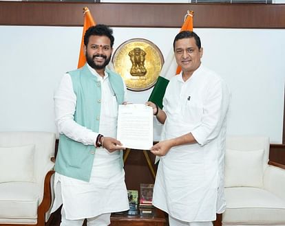 Uttarakhand: जल्द बढ़ेगी गढ़वाल में एयर कनेक्टिविटी, सांसद बलूनी ने केंद्रीय मंत्री से उठाया मुद्दा Uttarakhand News Air connectivity in Garhwal will increase soon MP Baluni raised the issue with the Union Mini