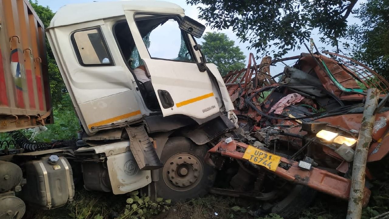 DCM collides with truck in Lakhimpur three killed