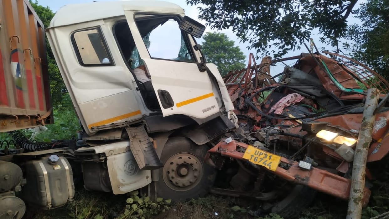 DCM collides with truck in Lakhimpur three killed