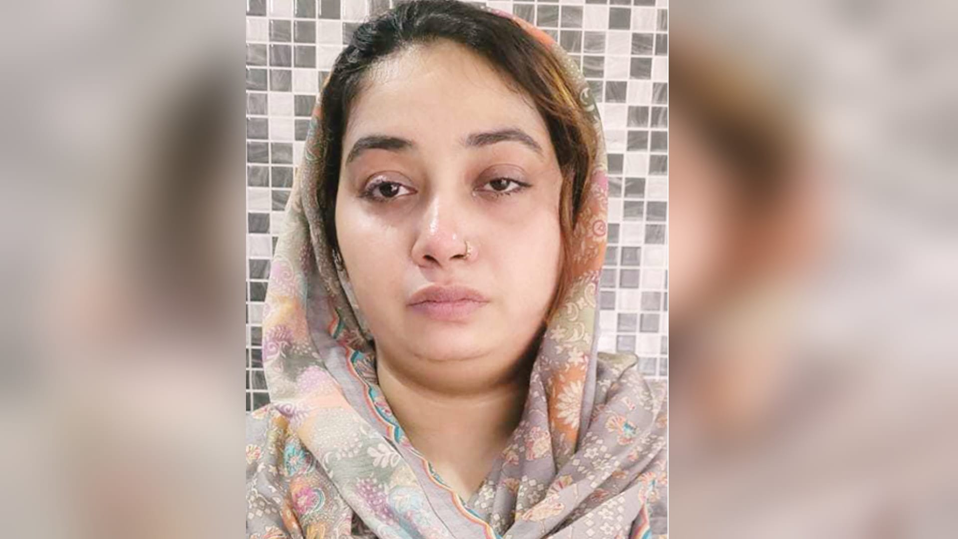 Honey Trap: Avoid Friendship with unknown women, never go to hotel, do this on video call