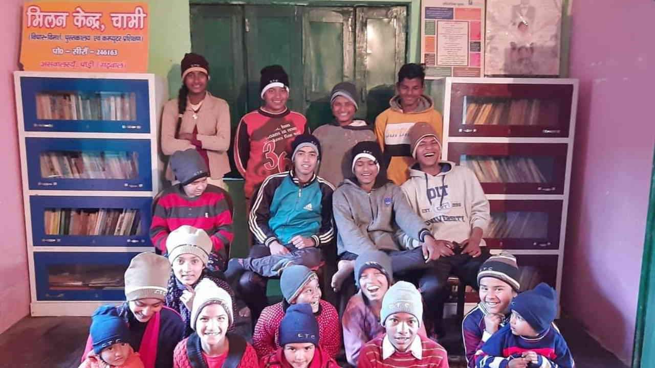 Teachers' Day Special Story Chami village Teenagers Club is lighting the flame of education in Chami Pauri