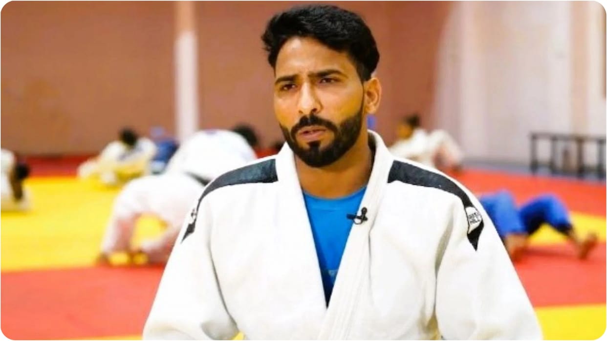 India Judoka Kapil Parmar win Bronze medal in men's 60 kg in Paris Paralympics defeat Elielton de OLIVEIRA