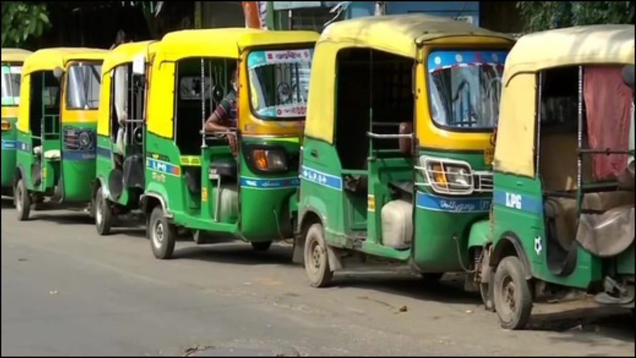 Woman alleges physical assault by auto driver over canceling ride in Bengaluru news in hindi