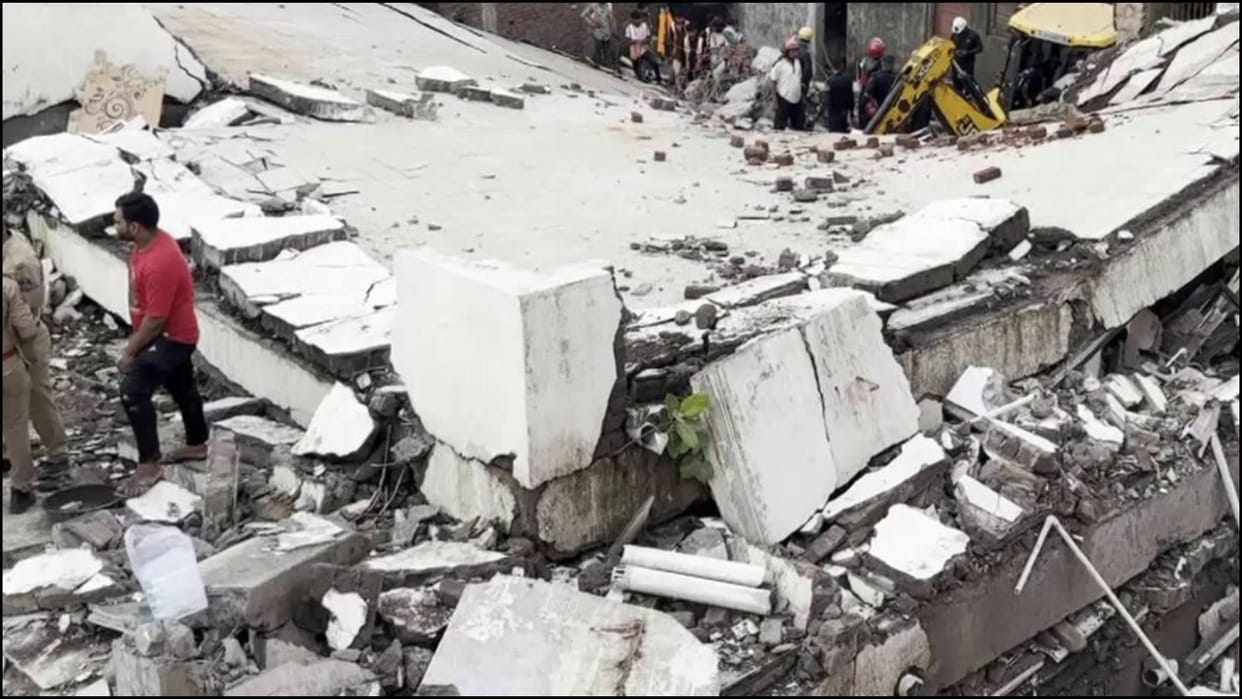slab collapses at under construction building in Malad area of Mumbai Maharashtra news in hindi