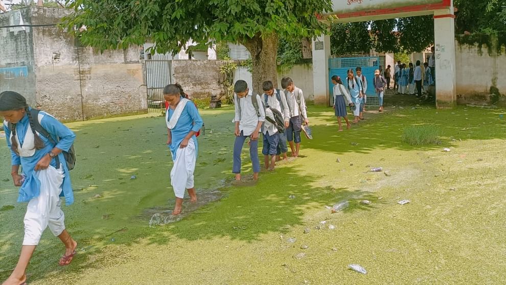 For last 20 days water filled school in chandauli 283 out of 775 children not coming to study