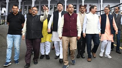 हिमाचल विधानसभा मानसून सत्र: सदन में राजस्व मंत्री और नेता प्रतिपक्ष के बीच नोकझोंक, सीट से उठने पर बढ़ा विवाद HP Assembly Monsoon Session tussle between Revenue Minister and the Leader of the Opposition in the House