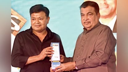 Amar Ujala Scholarship: Winners of 'Disha' scholarship examination rewarded, second phase also started