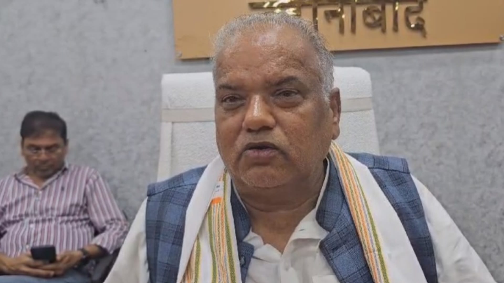 मंत्री श्रवण कुमार