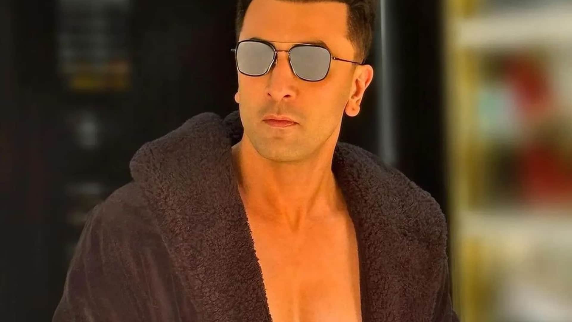 Ranbir Kapoor and Katrina Kaif movie ajab prem ki kahani rereleased in theaters know details