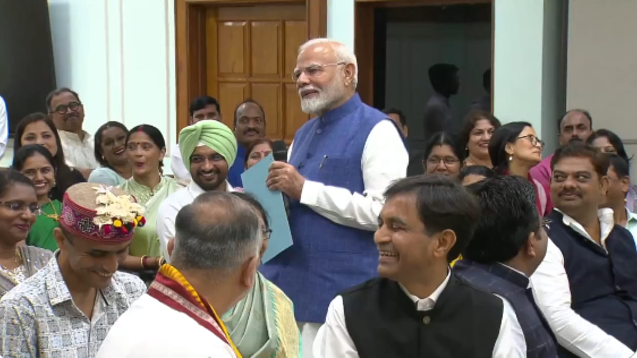 PM Modi met National Award-Winning Teachers, Discussion on improving education