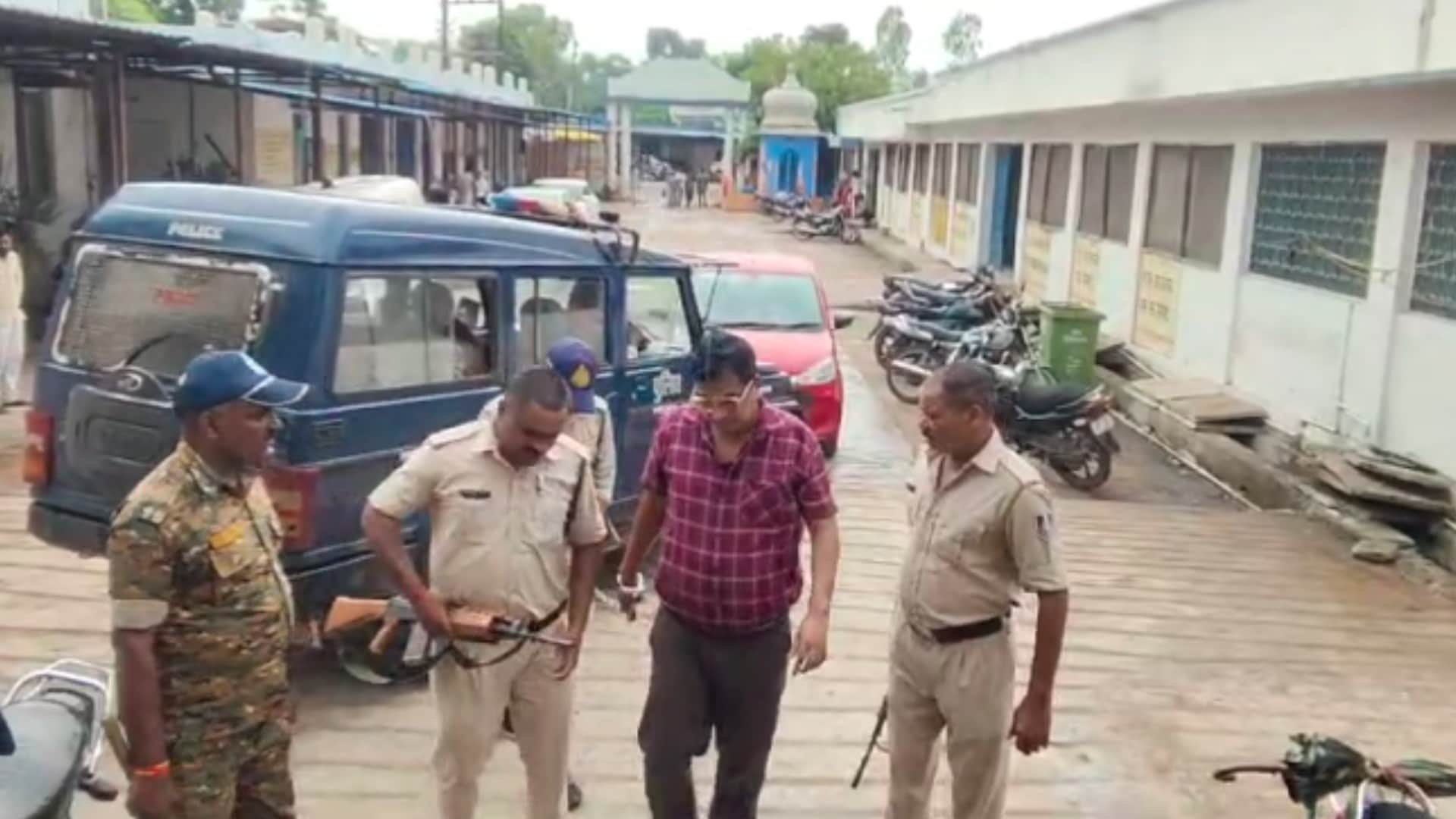 MP News: MP minister's brother-in-law turns out to be a big smuggler of intoxicating cough syrup