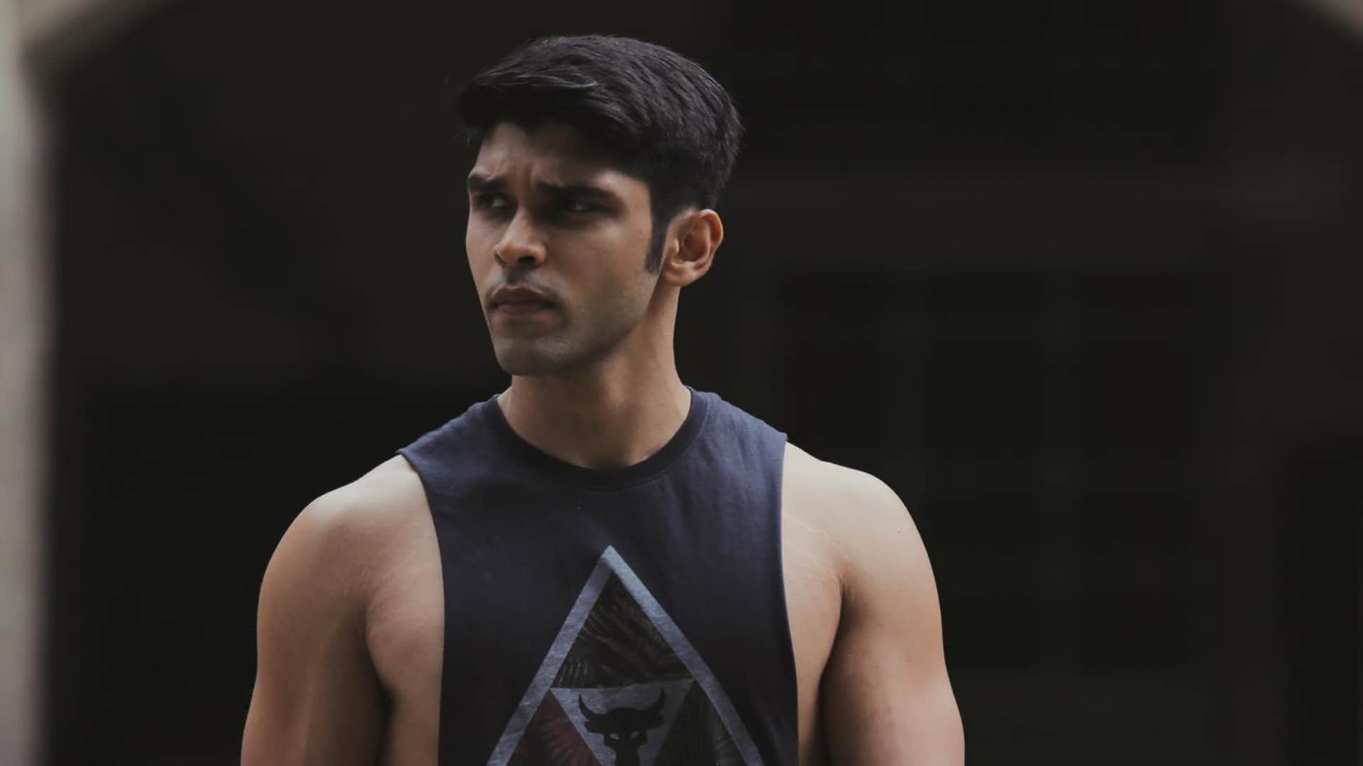 Vikram had told Dhruv not to tell anyone whose son he was he send him to school in van instead of private car