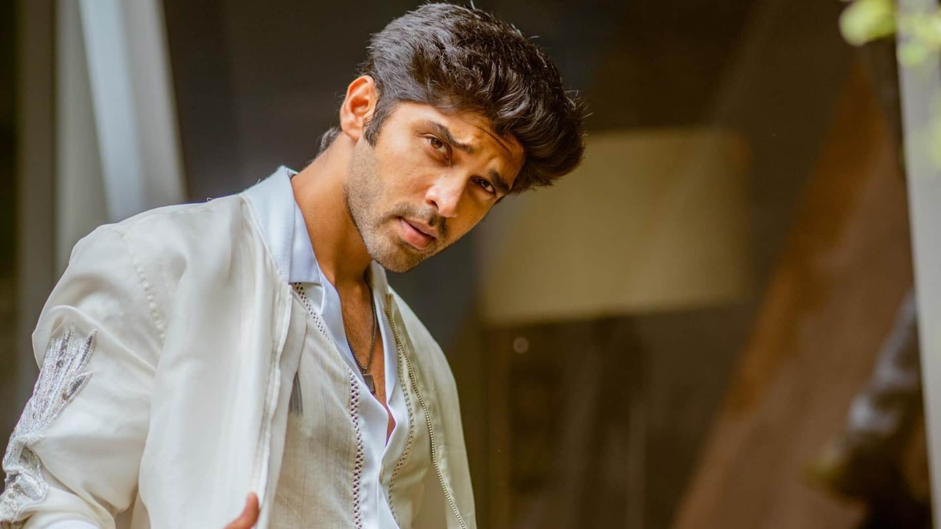 Vikram had told Dhruv not to tell anyone whose son he was he send him to school in van instead of private car