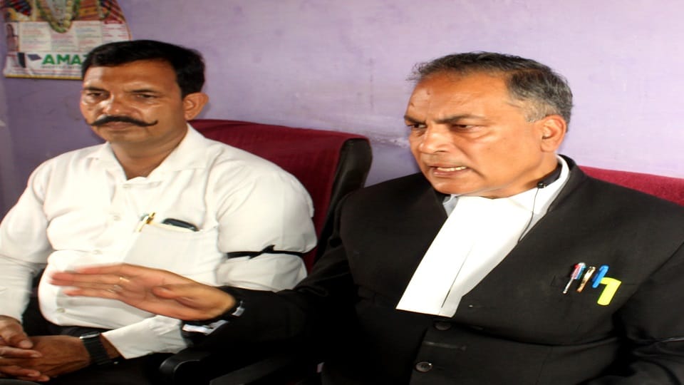 Accused present in Hathras Satsang accident case