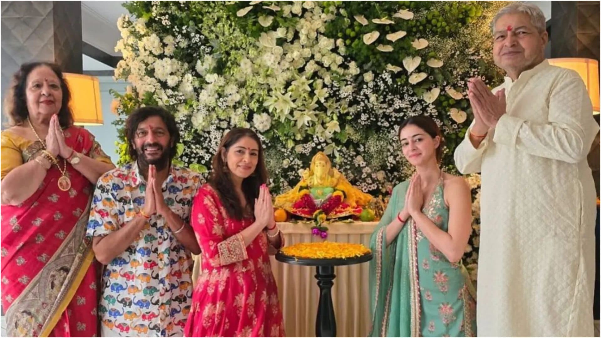Ganesh Chaturthi 2024 Ananya Panday Welcomes Lord Ganesha Home Check Out Pics