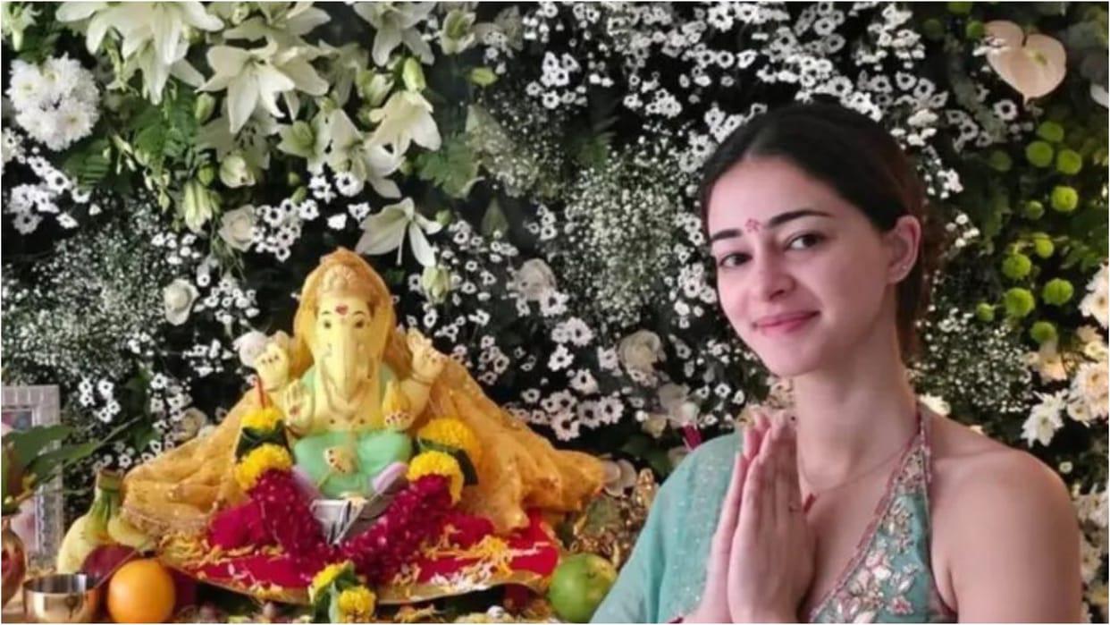 Ganesh Chaturthi 2024 Ananya Panday Welcomes Lord Ganesha Home Check Out Pics