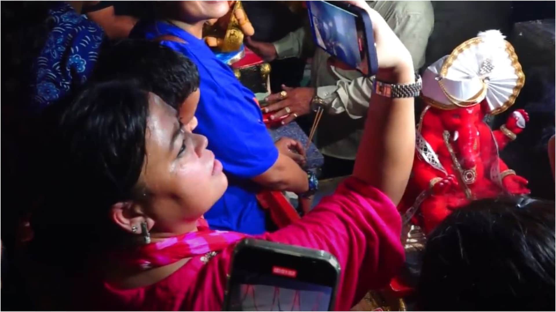 Indian Comedian Bharti Singh brought ganesh ji home with her son shared joy know what she said