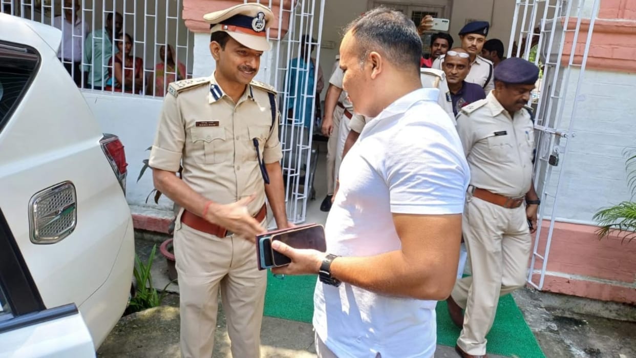 Bihar News: Baburam new DIG of Tirhut Range took charge, Bihar land mafia and liquor mafia, Shivdeep Lande