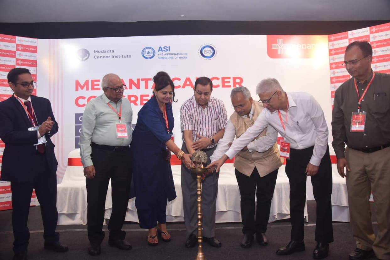 Bihar News : World class treatment of cancer in Jayaprabha Medanta Super Specialty Hospital patna