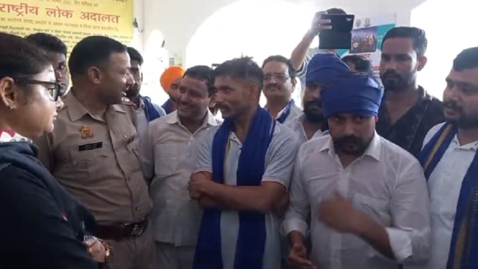 Non-veg issue: Bhim Army officials stopped from going to Hilton Convent School