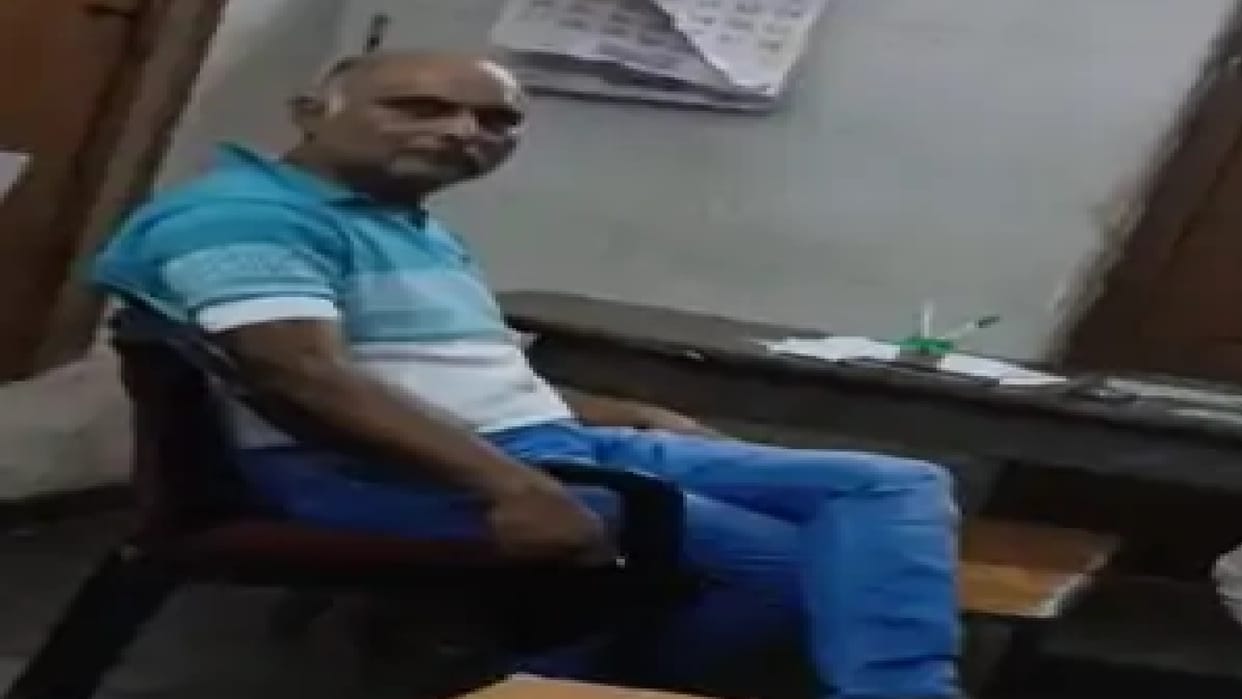 TI abused DSP and threatened to kill him in Raipur