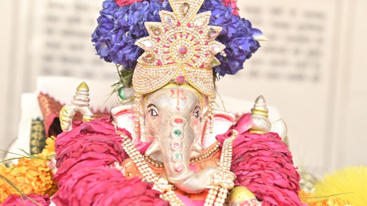 Ganesh Chaturthi 126 years Ganeshotsav made public in Kashi inspiration from Bal Gangadhar Tilak
