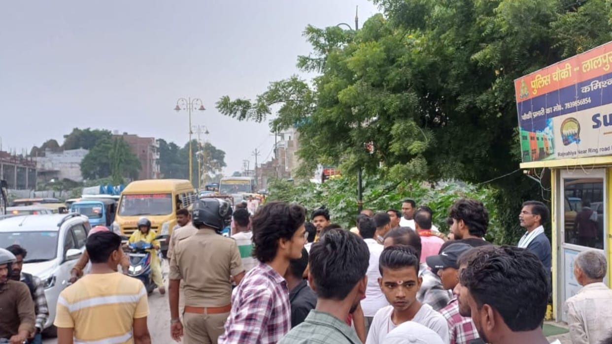 Gas agency trolley driver crushed school bus death uproar the road demand for compensation
