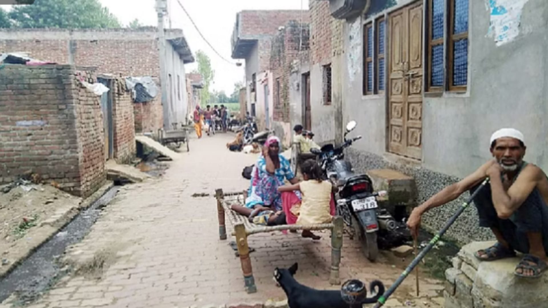 Muzaffarnagar riots: tears in the victims eyes, pain is still alive in their hearts