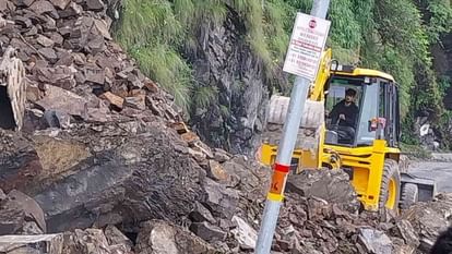 Uttarakhand landslide highway closed Malari Highway Yamunotri Highway Mussoorie Weather Update