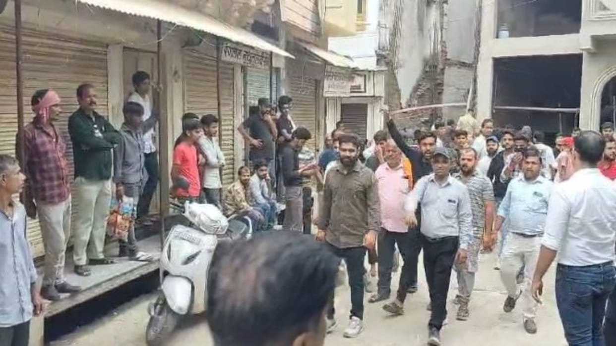 Udaipur News: Young man abducted a minor in Gogunda, got the market closed when the case of Love Jihad came up
