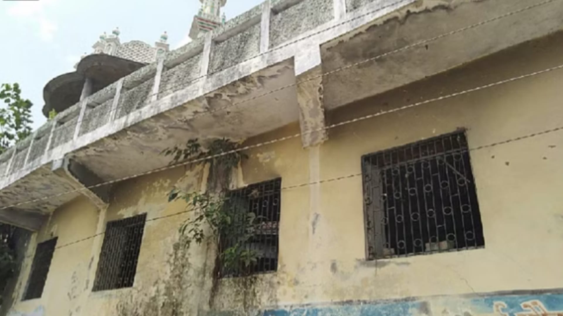 Muzaffarnagar riots: tears in the victims eyes, pain is still alive in their hearts