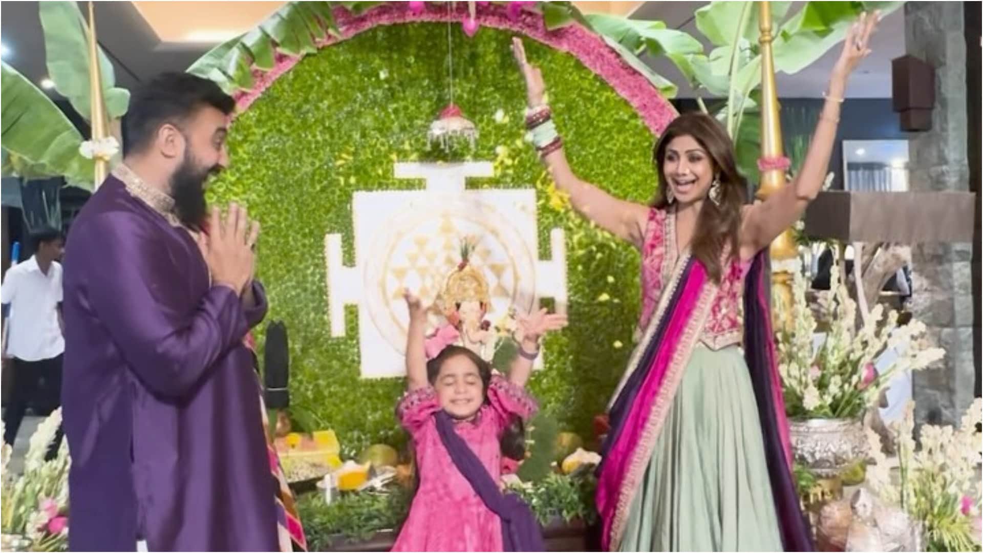 Bollywood Celebrities Ganesh Chaturthi Look Photos From Shilpa Shetty To Rakul Preet Singh