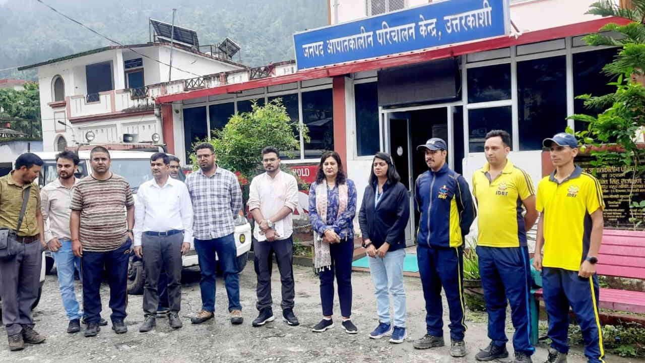 Uttarkashi Gofiara landslide area Varunavat mountain Team of experts  surveyed Drone Operator and SDRF