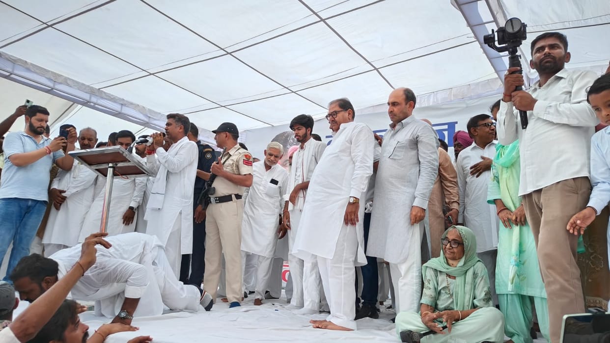 Aditya Devi Lal Chautala left BJP, joined INLD; became candidate from Dabwali