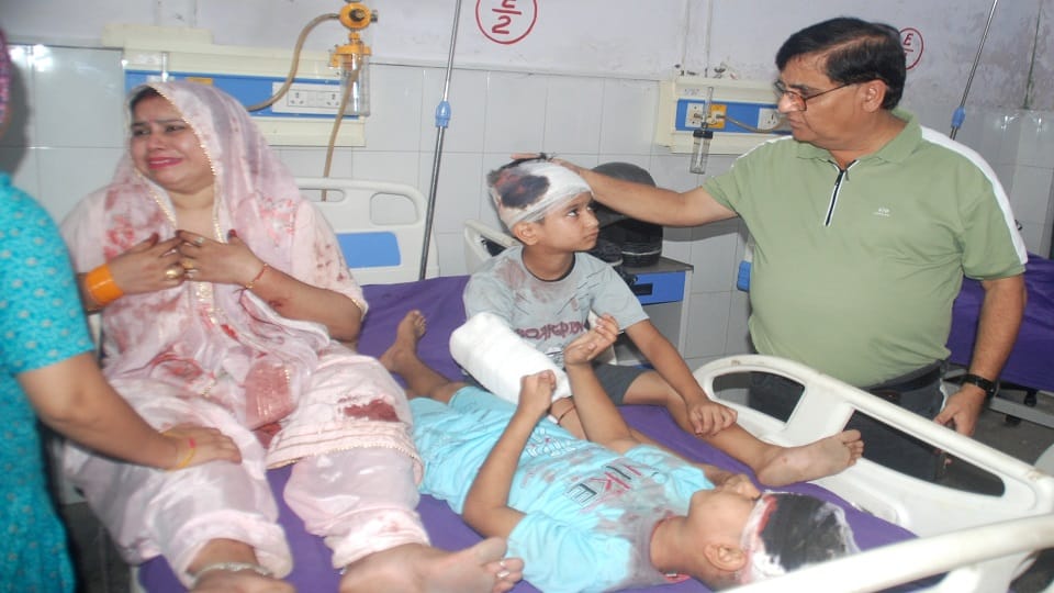 UP News: Baghpat incident... one dead, 19 injured, see the horror in pictures