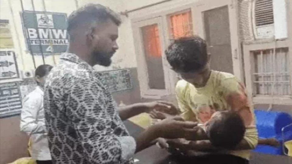 One and a half year child cut with cutter in Phagwara refer to PGI Chandigarh