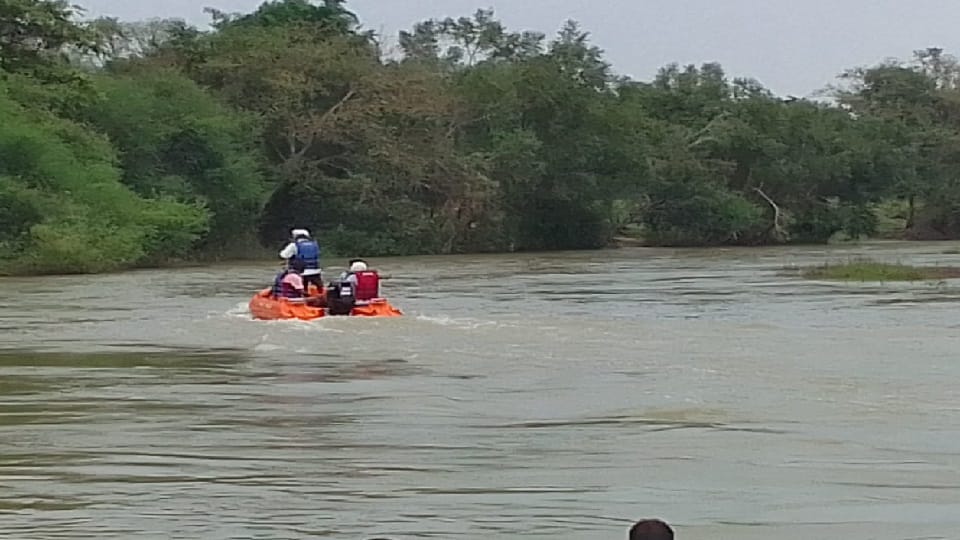 11 year old boy drowned in Son river of Janjgir Champa SDRF team engaged search in Janjgir Champa