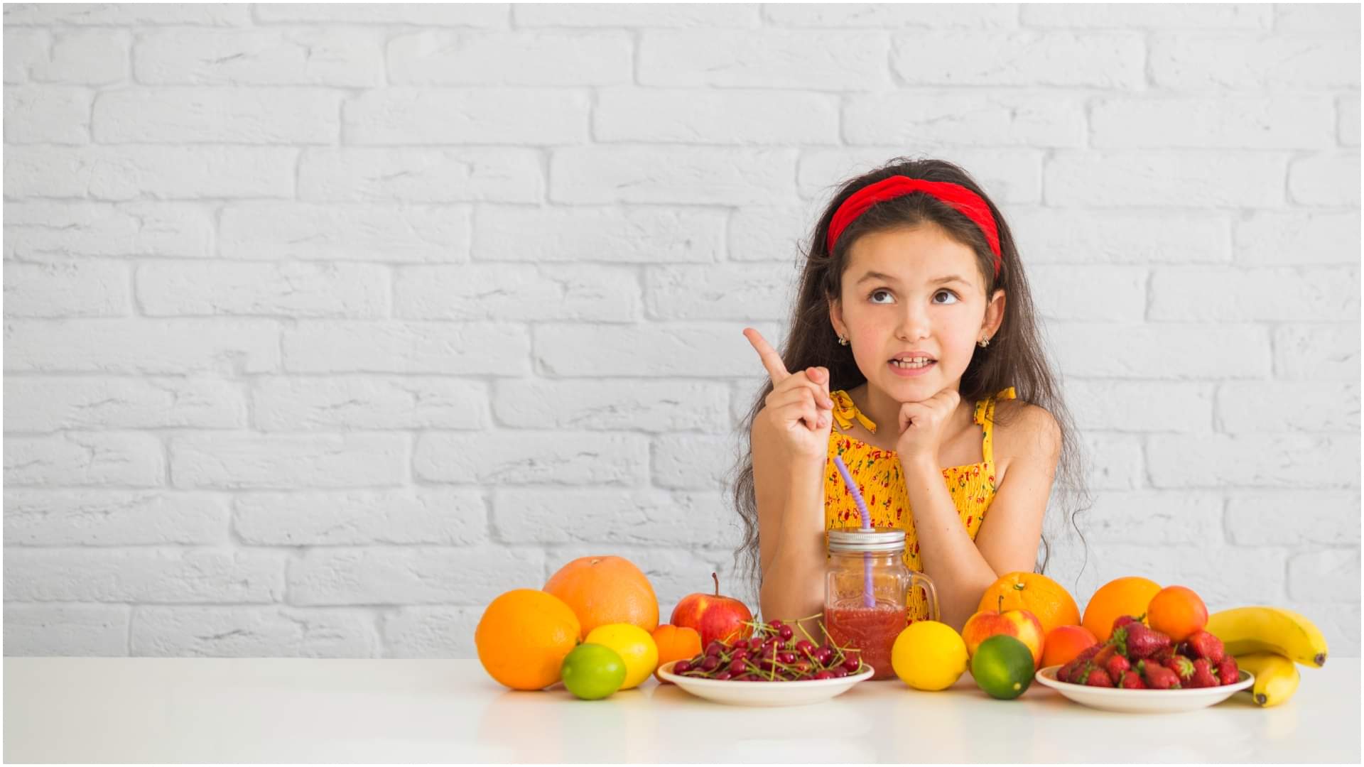 Feeding Tips for Children Under 2 Expert Advice know baccho ko kya khilaye kya nahi