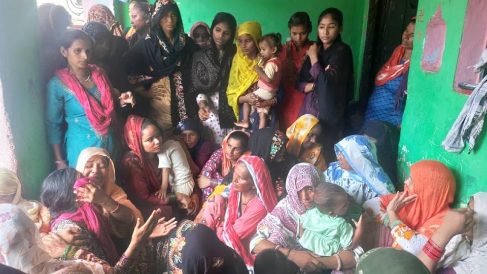 silence in village After Hathras incident children are still scared people keep coming to console family